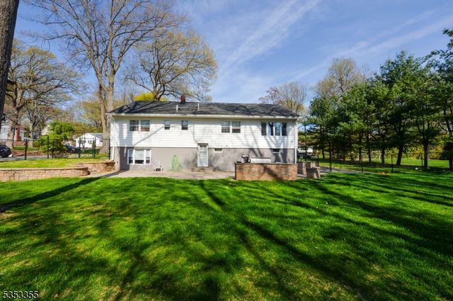 171 Highland Rd, North Haledon Boro, NJ 07508