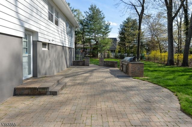 171 Highland Rd, North Haledon Boro, NJ 07508