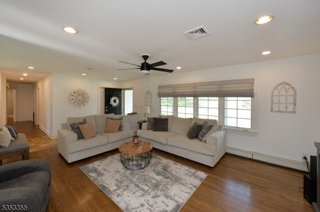 171 Highland Rd, North Haledon Boro, NJ 07508