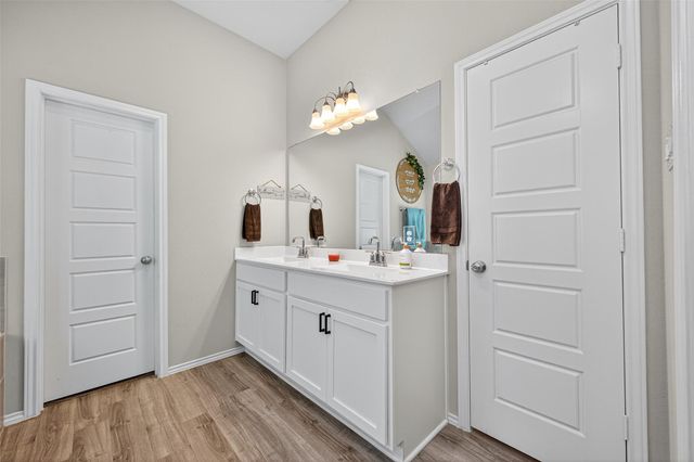 306 Wisteria Manor Street, Magnolia, TX 77354