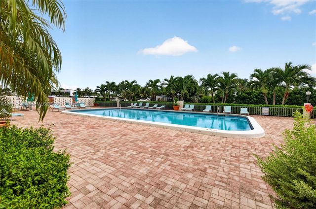 401 Golden Isles Drive 708, Hallandale Beach, FL 33009