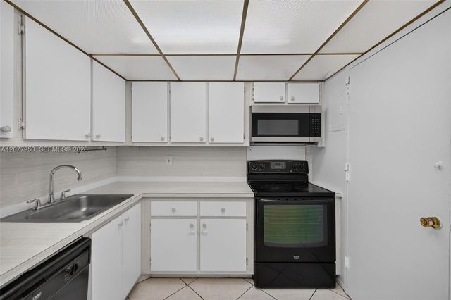 401 Golden Isles Drive 708, Hallandale Beach, FL 33009