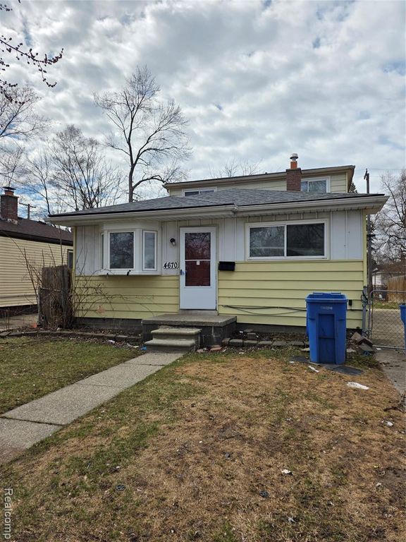 4670 Pelham Street, Dearborn Heights, MI 48125
