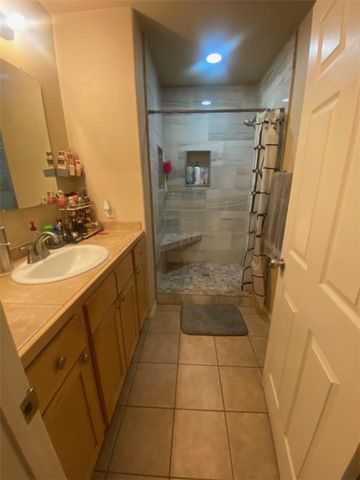 951 Glen Drive, Bullhead City, AZ 86442