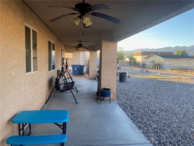 951 Glen Drive, Bullhead City, AZ 86442