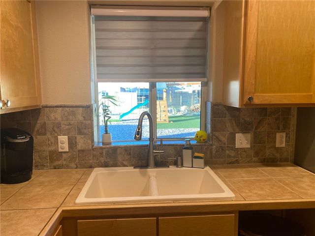 951 Glen Drive, Bullhead City, AZ 86442