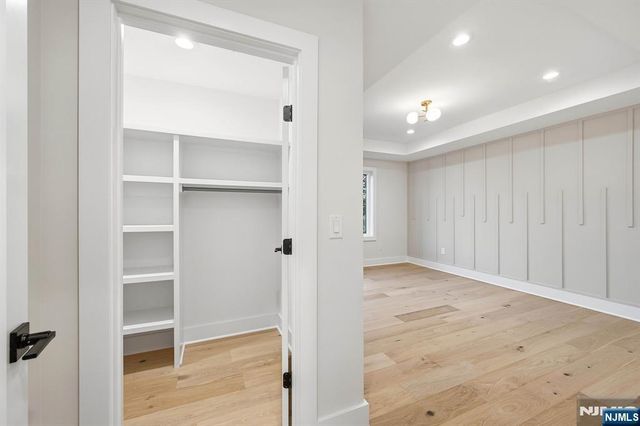 25 Claremont Avenue, Livingston, NJ 07039