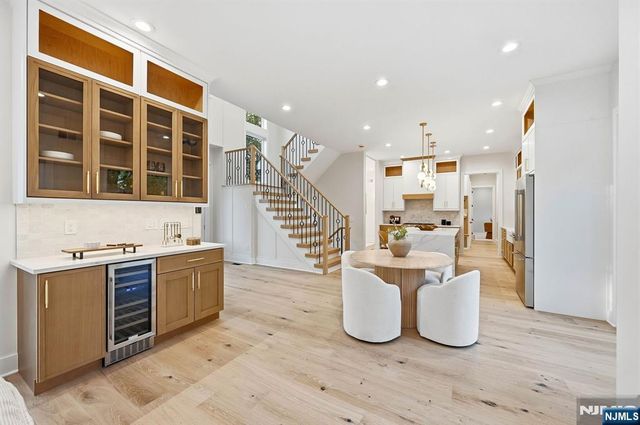 25 Claremont Avenue, Livingston, NJ 07039