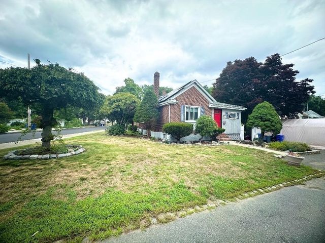 6 Grant Road, Malden, MA 02148