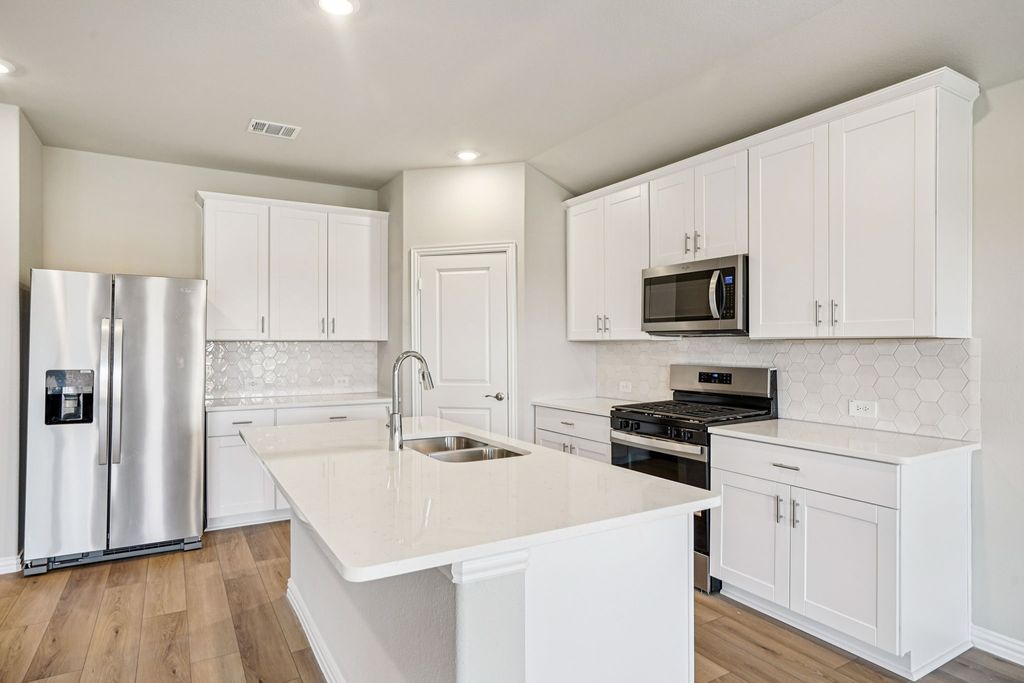 3404 Copperwood Drive, Princeton, TX 75071