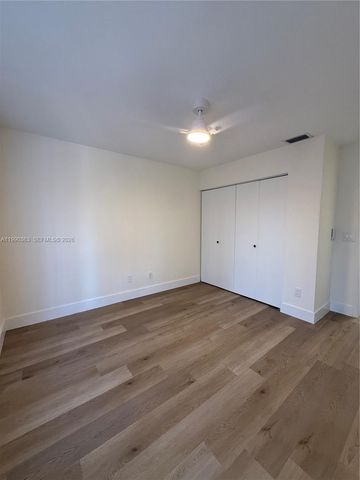 9596 Everglades Park Ln, Boca Raton, FL 33428