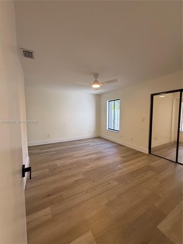 9596 Everglades Park Ln, Boca Raton, FL 33428