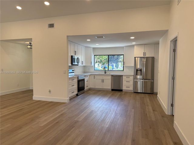 9596 Everglades Park Ln, Boca Raton, FL 33428