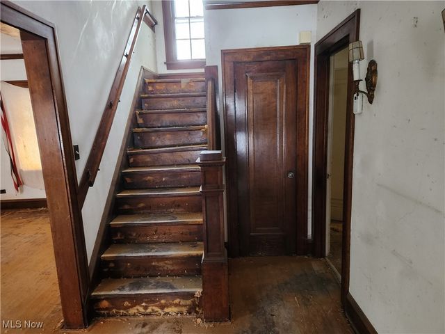 1494 Maple Road, Cleveland Heights, OH 44121