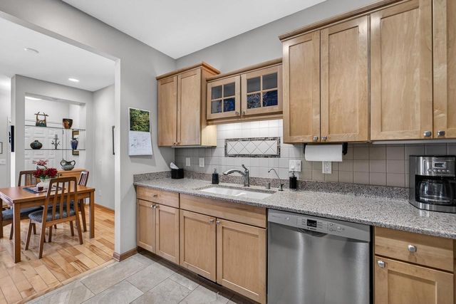 13 Wood Brook Way, Fitchburg, WI 53711