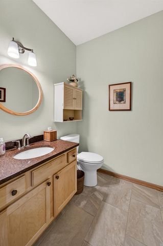 13 Wood Brook Way, Fitchburg, WI 53711