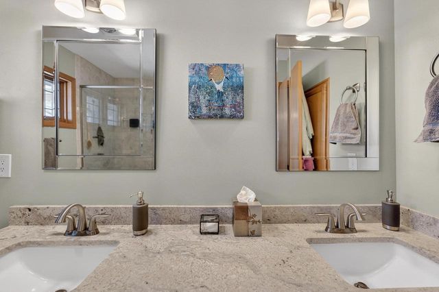 13 Wood Brook Way, Fitchburg, WI 53711