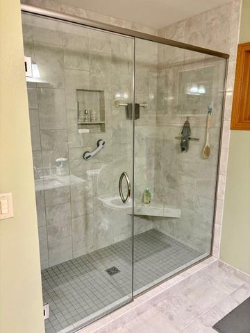 13 Wood Brook Way, Fitchburg, WI 53711