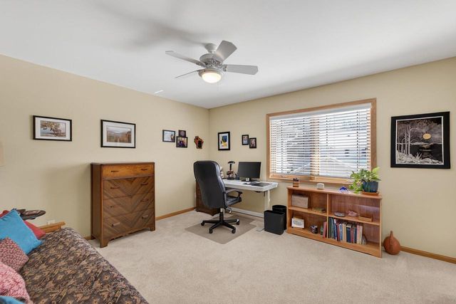 13 Wood Brook Way, Fitchburg, WI 53711