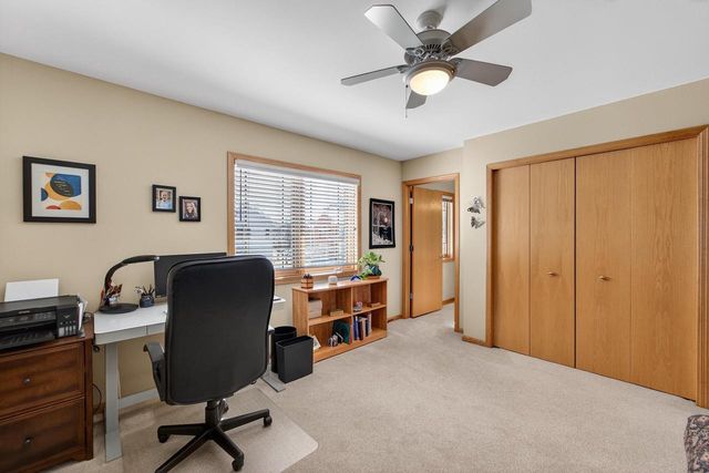 13 Wood Brook Way, Fitchburg, WI 53711