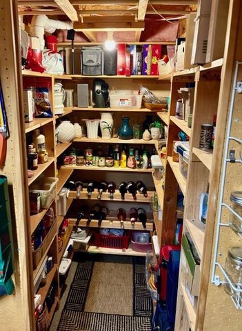 13 Wood Brook Way, Fitchburg, WI 53711