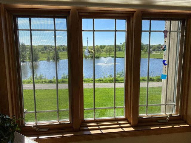 13 Wood Brook Way, Fitchburg, WI 53711