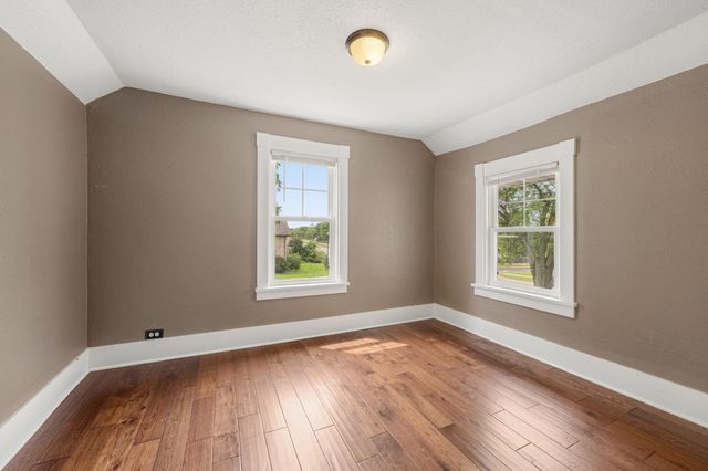 43 Central Avenue W, Saint Michael, MN 55376
