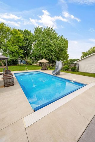 43 Central Avenue W, Saint Michael, MN 55376