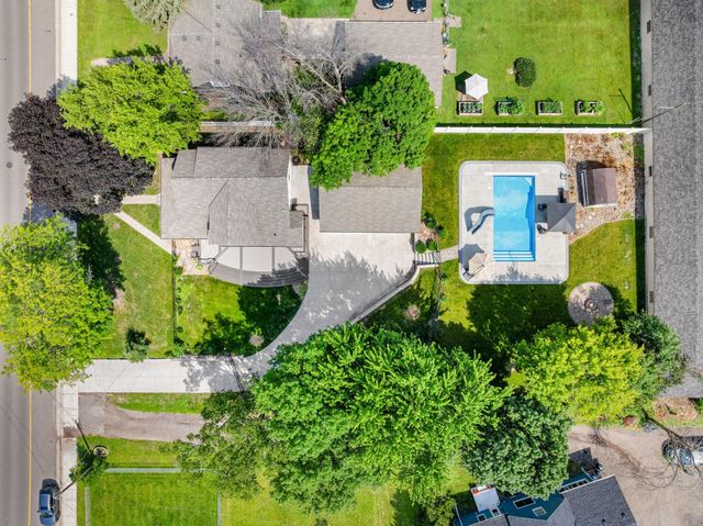 43 Central Avenue W, Saint Michael, MN 55376