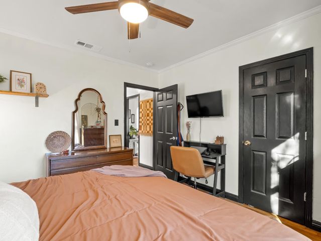 1117 E Sussex Way, Fresno, CA 93704