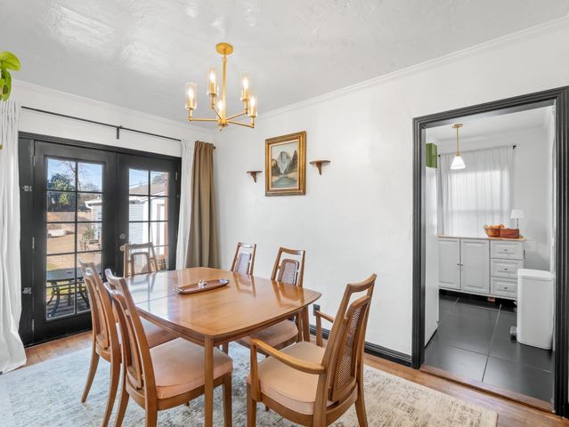 1117 E Sussex Way, Fresno, CA 93704