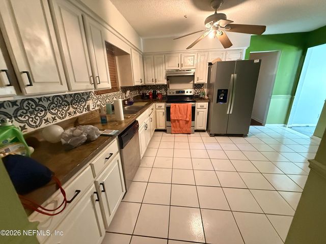 12439 MACAW Drive, Jacksonville, FL 32223