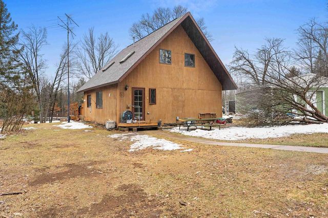 W8796 SMITH CREEK ROAD, Crivitz, WI 54114