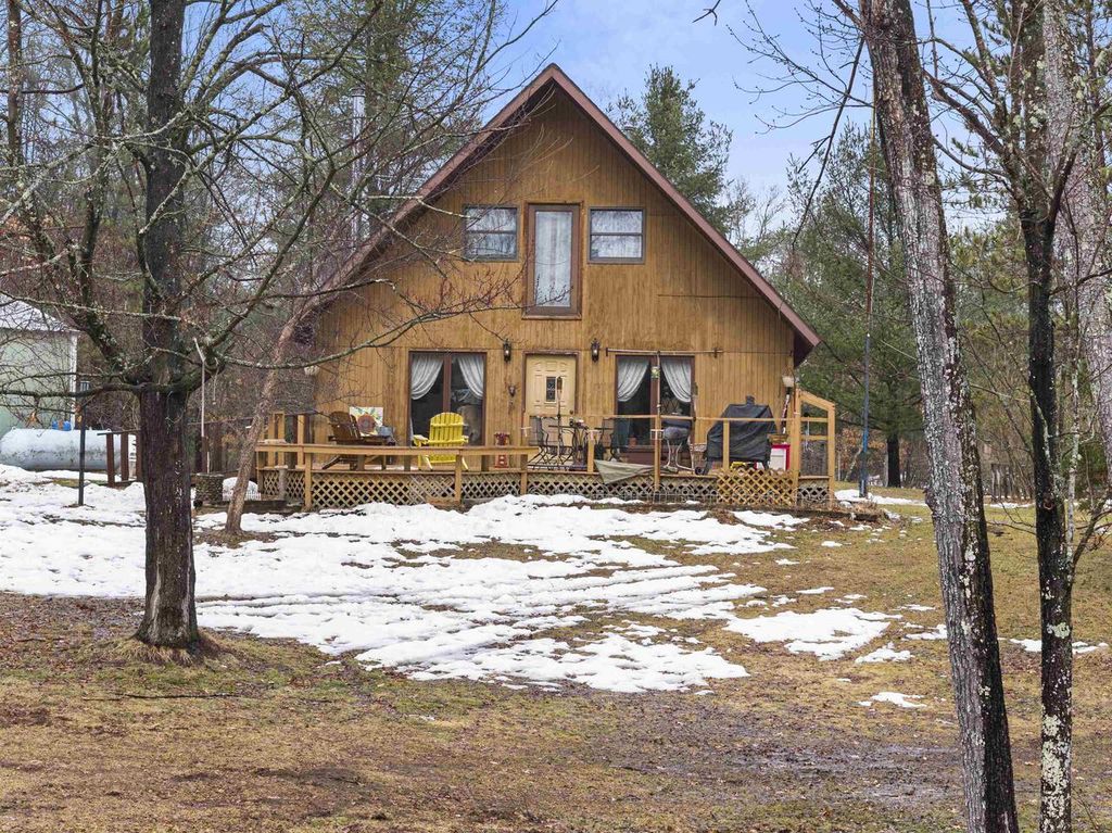 W8796 SMITH CREEK ROAD, Crivitz, WI 54114
