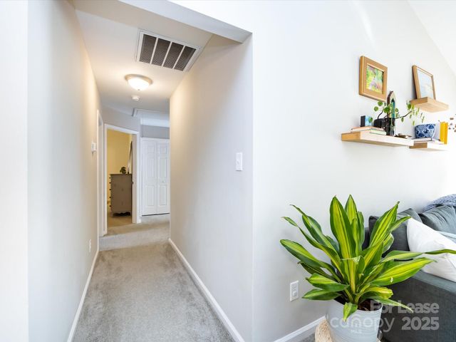 7731 Ivy Hollow Drive, Charlotte, NC 28227