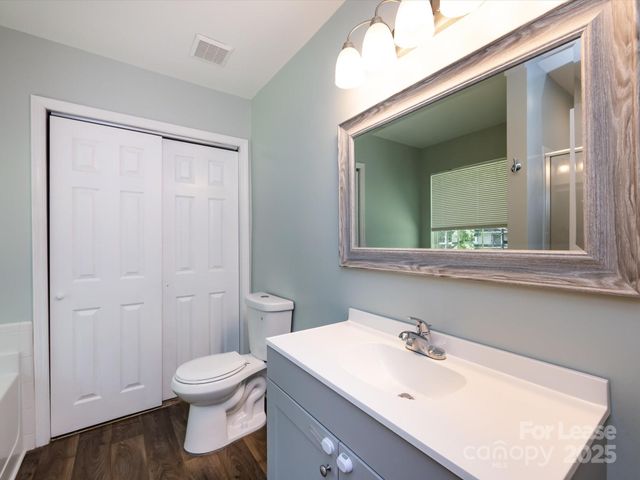 7731 Ivy Hollow Drive, Charlotte, NC 28227