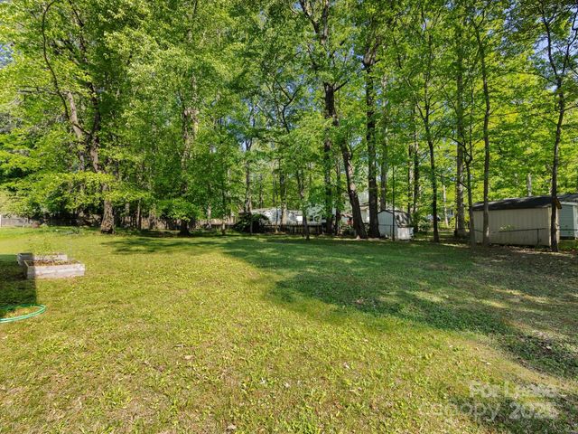 7731 Ivy Hollow Drive, Charlotte, NC 28227