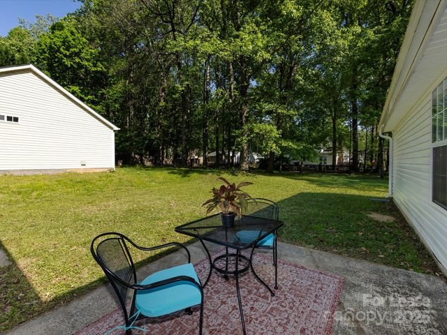 7731 Ivy Hollow Drive, Charlotte, NC 28227