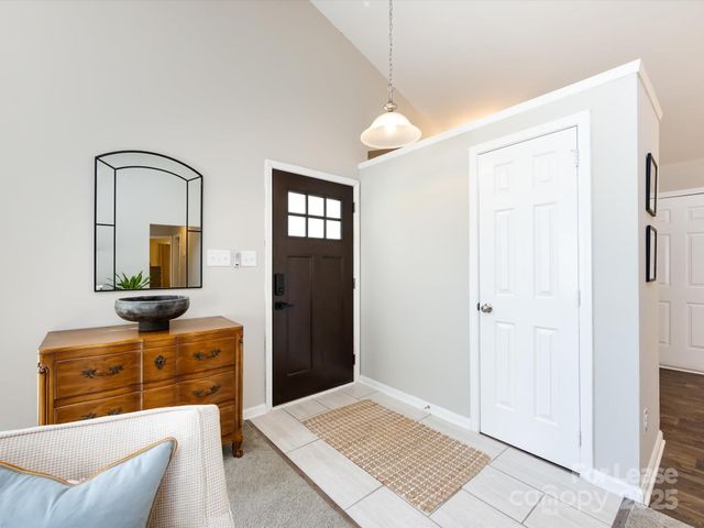 7731 Ivy Hollow Drive, Charlotte, NC 28227