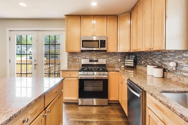 8842 S Talman Avenue, Evergreen Park, IL 60805