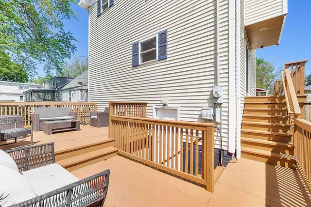 8842 S Talman Avenue, Evergreen Park, IL 60805
