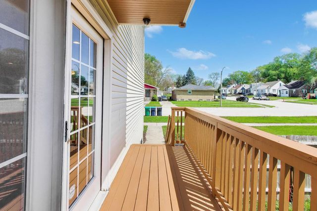 8842 S Talman Avenue, Evergreen Park, IL 60805