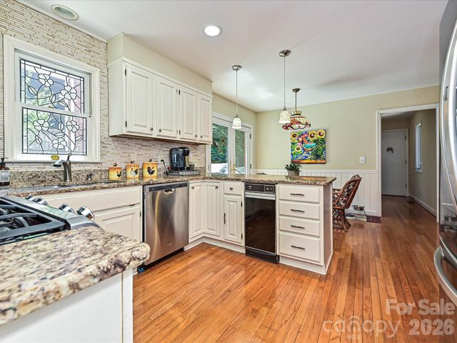 5203 Rustlewood Lane, Charlotte, NC 28226