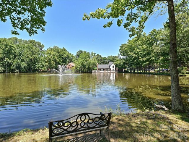 5203 Rustlewood Lane, Charlotte, NC 28226