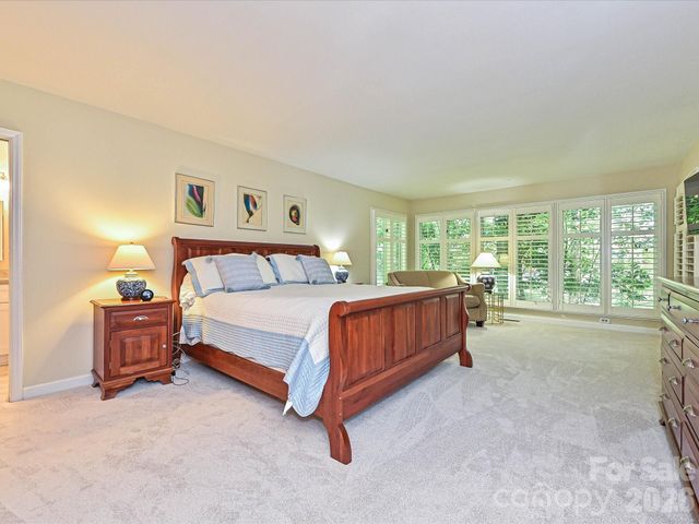 5203 Rustlewood Lane, Charlotte, NC 28226