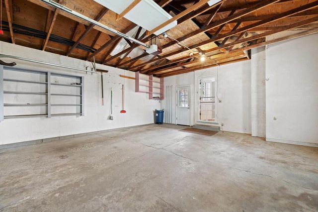 1507 Mohawk LANE, Waukesha, WI 53186