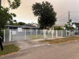 5421 SW 24th Street, West Park, FL 33023