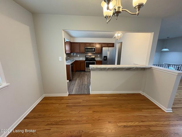 4802 Andrea Way, Louisville, KY 40219