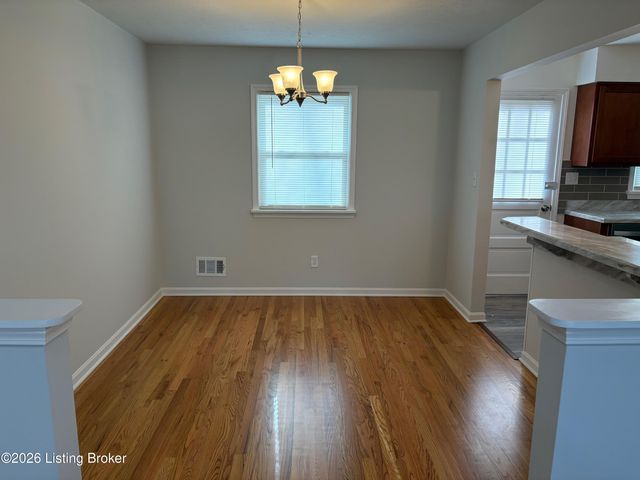 4802 Andrea Way, Louisville, KY 40219