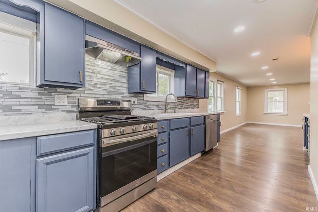 2100 N Rosewood Avenue, Muncie, IN 47304